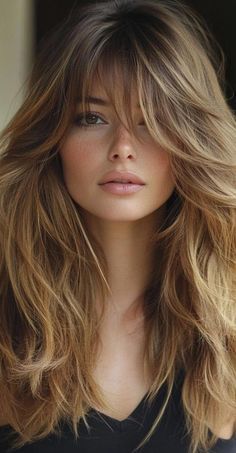 Layered Messy Hair, Multiple Layers Haircut, Light Face Framing Layers, Extreme Layered Hair, Wavy Hair Face Framing Layers, Face Framing Layers Wavy Hair, Long Hair With Short Layers, Layered Long Hairstyles, Layers Haircuts