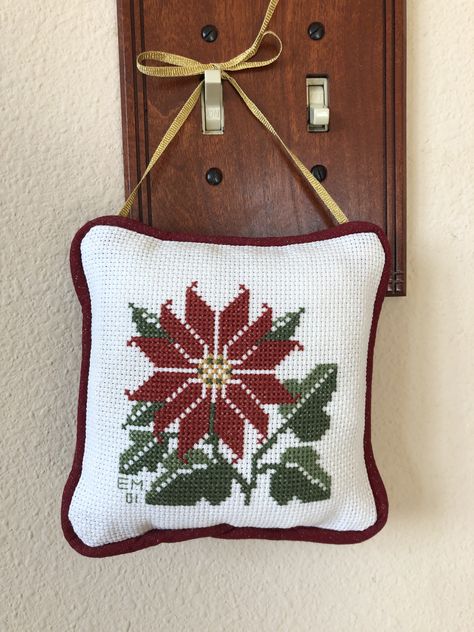 Christmas Freebie, Prairie Schooler, Completed Cross Stitch, Door Hanger, Christmas Stockings, Cross Stitch, Holiday Decor, Christmas, Fabric