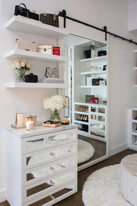 Dressing Room Closet Walk In Wardrobe Mirror Sliding Doors, Closet Mirror Ideas, Walk In Closet Door, Sliding Mirror Closet Doors, Reka Bentuk Bilik Tidur, Mirror Closet, Closet Door Makeover, Mirror Closet Doors, White Closet