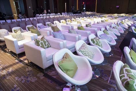 Los Angeles Lounge Seating Rentals for Events | Designer8 Beachside Wedding Reception, Retail Boutique, Event Furniture, Furniture Rental, Casual Seating, Modern Loveseat, Bar Mirror, Entertaining Decor, Leather Bench