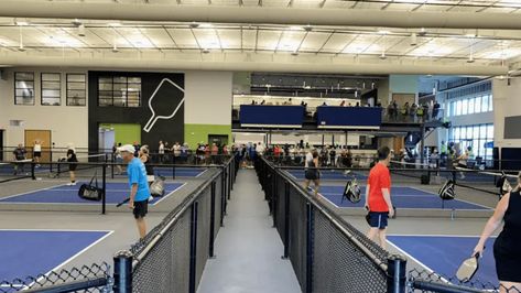 PHOTOS Huge indoor pickleball club opens in Sarasota - That's So Tampa Indoor Pickleball Court Design, Indoor Pickleball Court, Indoor Pickleball, Pickleball Courts, Bocce Court, Sport Center, Lake Style, Tennis Center, Ybor City