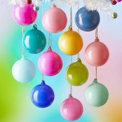 Neiman Marcus Christmas, Chocolate Ornament, Xmas Balls, Rainbow Christmas Tree, Rainbow Ornaments, Luxury Christmas Tree, Glass Christmas Balls, Unicorn Ornaments, Candy Ornaments