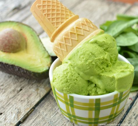 Green Ice Cream, Healthy Ice Cream Recipes, Avocado Ice Cream, Super Healthy Kids, Hidden Veggies, Healthy Ice Cream, Healthy Snacks For Diabetics, Plain Yogurt, Avocado Recipes