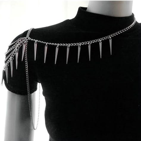 Jóias Body Chains, قلادات متدلية, Shoulder Necklace, Gay Outfit, Body Chains, Rotorua, Punk Inspiration, Jewelry Words, Chain Fashion