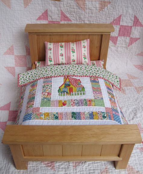 farmhouse-doll-bed-1 Dollhouse Quilt, Doll Crib, Nursery Quilt, Unique Bedding Sets, Miniature Quilts, Doll Beds, Doll Bed, House Quilts, Doll Quilt