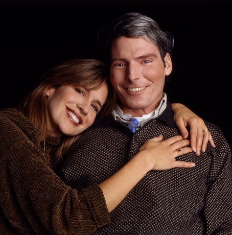 Christopher & Dana Reeve Dana Reeve, Christopher Reeves, Celebrities Who Died, Christophe Lemaire, Christopher Reeve, Hollywood Couples, Thanks For The Memories, Garden Quilt, Famous Couples