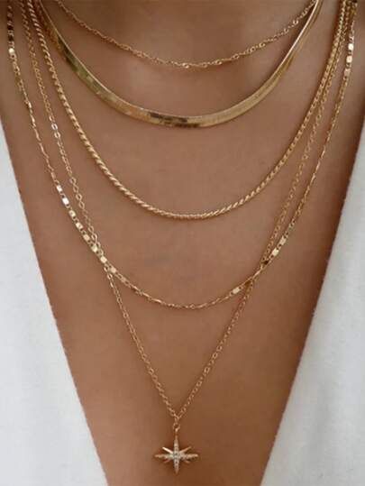 Discover endless layering possibilities with our trendy and versatile jewelry collection. Delicate Layered Necklace, Versatile Jewelry, Neck Jewellery, Classy Jewelry, Fancy Jewellery, Trendy Necklaces, Layered Jewelry, Gold Necklace Layered, Hand Jewelry