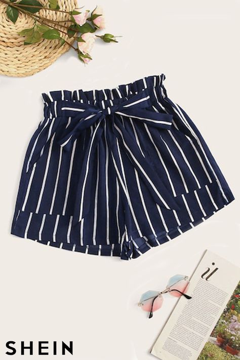 Striped Tie Front Paperbag Shorts Shorts Pattern Women, Outfit Elegantes, Paperbag Shorts, Nike Tempo, Shorts Outfits Women, Printed Halter Dress, Cape Dress, Striped Tie, Comfortable Dress