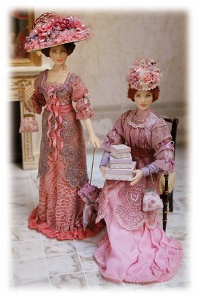 new13 Dollhouse Doll Clothes, Dolls Miniature, Dollhouse Dresses, Miniature People, Miniature Dress, Tea Gown, Indian Dolls, Mini Dolls, Gown Pattern