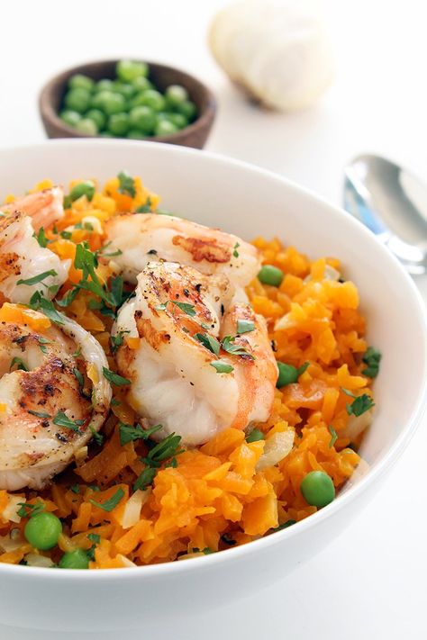 Shrimp Butternut Squash, Risotto With Shrimp, Butternut Squash Rice, Rice Risotto, Squash Risotto, Peas Recipe, Butternut Squash Risotto, Vegetable Rice, Spiralizer Recipes