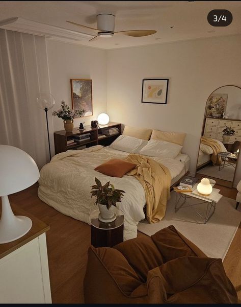 Warm Cozy Bedroom, Cozy Small Bedrooms, Lounge Bedroom, Room Redesign, Bedroom Retreat, Redecorate Bedroom, Styl Boho, Apartment Decor Inspiration, Dream Room Inspiration