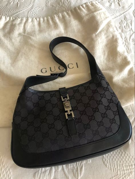 Gucci Jackie Bag Black, Gucci Jackie Bag Vintage, Designer Staples, Bags Wishlist, Gucci Denim, Vintage Designer Bags, My Style Bags, Bags Ideas, Gucci Vintage