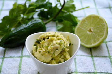 A closeup of compound butter in a small bowl. Butter Ideas, Lime Butter, Appetizer Sandwiches, Dipping Sauces, Compound Butter, Food Chopper, Summer Grilling, Vegetarian Paleo, Small Meals