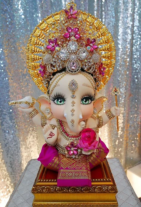 paintings: Top 20 photos of cute ganesha to use for instagram and whatsapp story Baby Ganesha Cute Images, Cute Ganesha, Arte Ganesha, Happy Ganesh Chaturthi Wishes, Ganpati Bappa Wallpapers, Jai Ganesh, Ganesh Lord, Shri Ganesh Images, Happy Ganesh Chaturthi Images