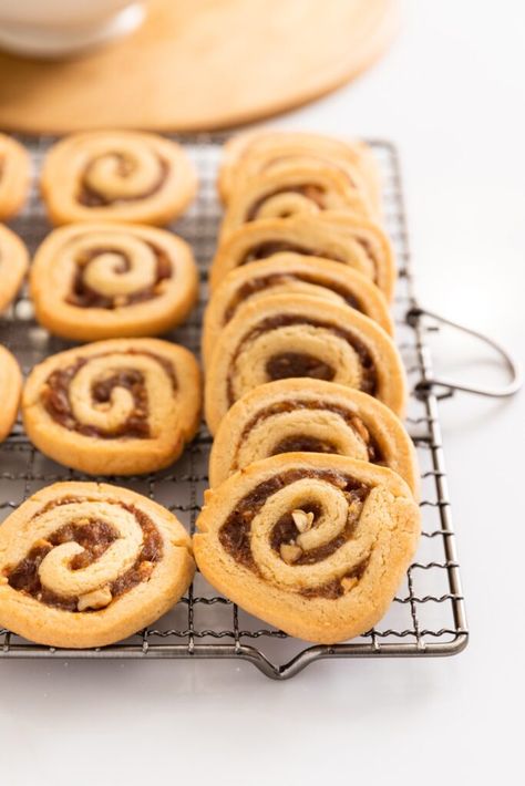 Date Pinwheel Cookies, Rolled Cookies, Pinwheel Cookies Recipe, Refrigerator Cookies, Wyse Guide, Pinwheel Cookies, Jo Cooks, Pinwheel Recipes, Filled Cookies