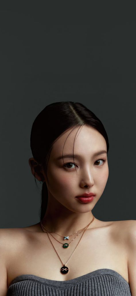 Nayeon Twice Wallpaper, Twice Momo Wallpaper, Nayeon Wallpaper, Twice Photoshoot, Twice Group, Twice Wallpaper, Twice Korean, Fairy Aesthetic, Twice Kpop