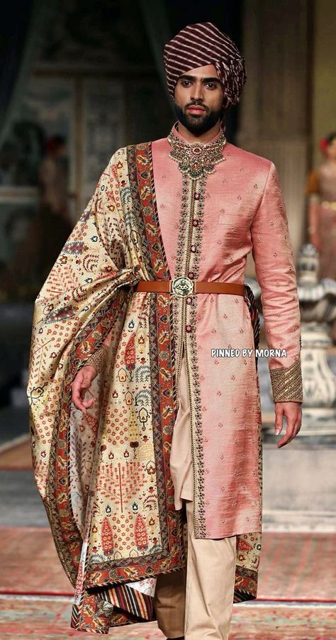 JJ Valaya - India 🇮🇳 FDCI India Couture Week 2022. India Costume Traditional, Indian Male Outfit, East Indian Clothing, Indian Clothing Men, Indian Mens Fashion, India Traditional Clothing, Hindi Fashion, Traditional Indian Mens Clothing, Indian Menswear