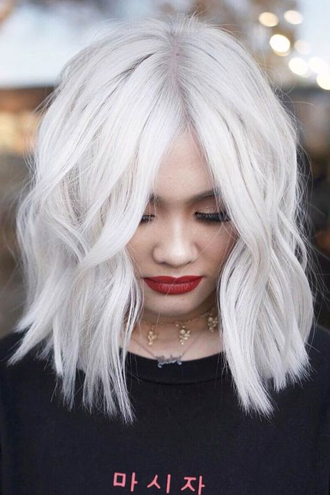 Medium Length Bob For Thick Hair #bobhaircut #platinumblonde #bleachedhair #thickhair Tinkerbell Wig, Blonde Mullet, Gray Wigs, Gray Wig, Short White Hair, Platinum Blonde Hair Color, Wig Brown, Wig Black, White Blonde Hair