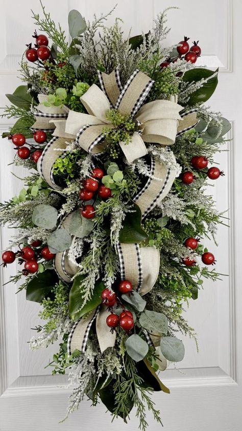 Unique christmas wreaths