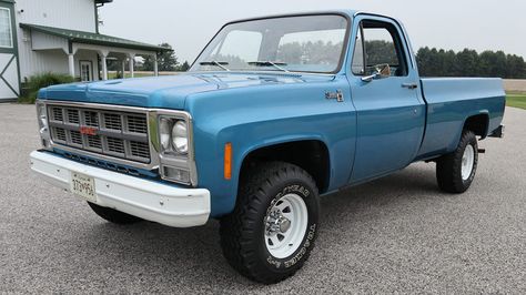 1979 GMC Sierra Pickup - 1 1980 Gmc Sierra Classic, Dodge 300, Vintage 4x4, Gmc Suv, Classic Gmc, Gmc Pickup Trucks, Dream Trucks, Lifted Chevy Trucks, Gmc Pickup