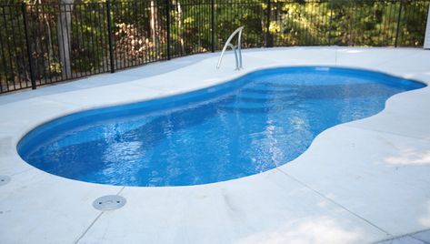 Cheap Inground Pool, Small Inground Pool, Inground Pool Designs, Pools For Small Yards, Pool Cost, Cheap Pool, Pools Backyard Inground, Small Swimming Pools, Cheap Backyard