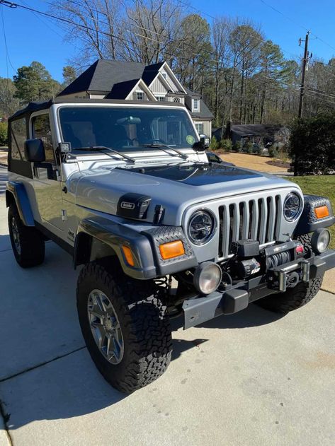 Which Wrangler Is the Best? YJ, TJ, LJ, JK, JL (Jeep Expert Weighs In) – Four Wheel Trends Jeep Wrangler Tires, Jeep Fenders, 2006 Jeep Wrangler Unlimited, Used Jeep Wrangler, Jeep Concept, New Jeep Wrangler, Used Jeep, 2006 Jeep Wrangler, Jeep Wrangler Yj