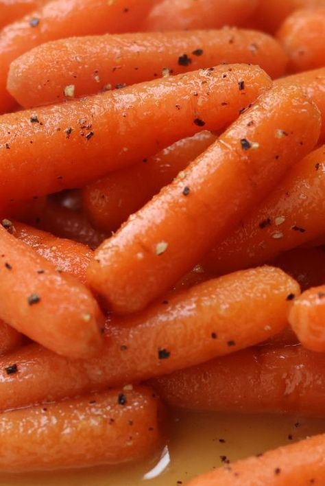 These maple glazed carrots are simple to make with tender boiled carrots tossed in warm maple syrup and melted butter for a quick and easy side dish. Maple Glazed Carrots Recipe, Maple Carrots, Maple Glazed Carrots, Glazed Carrots Recipe, Honey Roasted Carrots, Carrots Recipe, Glazed Carrots, Maple Glaze, Vegetable Side