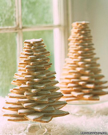 Simple Sugar Cookie Trees Martha Stewart Sugar Cookies, Shaped Cookies Recipe, Cookie Christmas Tree, Christmas Sugar Cookie Recipe, Sugar Cookie Recipe Easy, Best Christmas Cookie Recipe, Simple Sugar, Cookie Christmas, Dipped Cookies