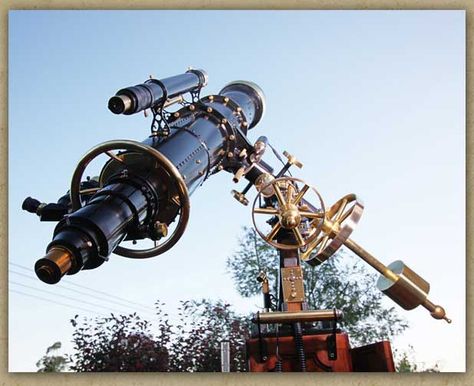 Steampunck. Steampunk Binoculars, Steampunk Telescope, Steampunk Machines, Ancient Astrology, Largest Telescope, Amateur Astronomy, Steampunk House, Fantasy Props, Neo Victorian