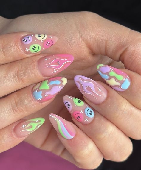 Fake Nails Designs, Cute Simple Nails, Colorful Nail, Girly Acrylic Nails, Summery Nails, Really Cute Nails, Cat Kuku, Funky Nails, Long Acrylic Nails