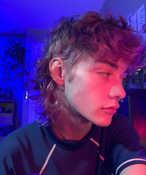 Diana Haircut, Male Haircuts Curly, Haircut Inspo, Hippie Hair, Punk Hair, Hair Tattoos, Men Haircut, Long Wavy Hair, Mullet Hairstyle