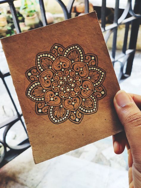 Brown Paper Mandala Art, Mandala On Brown Paper, Small Mandala, Mandala Sketch, Mini Mandala, Easy Mandala Drawing, Mandela Art, Boho Painting, Mandala Art Therapy