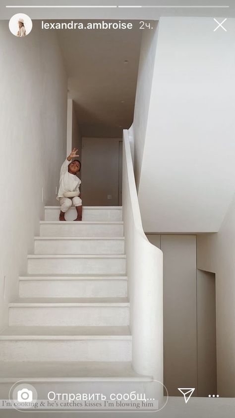 Wabi Sabi Stairs, French Staircase, Stairs And Doors, Loft Staircase, Staircase Interior Design, Room Styling, Stair Rail, Gym Room At Home, Stair Handrail