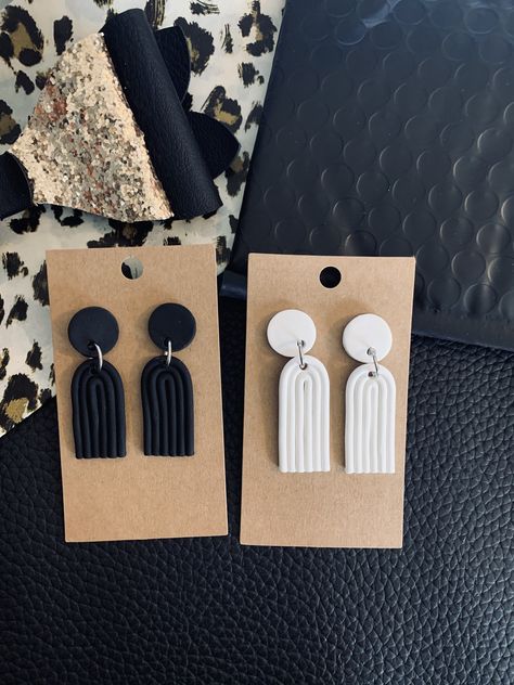 Arched Clay Earrings by RusticLlama on Etsy Trendy Earrings, Black Earrings, V Cut, Earrings Photo, Leather Earrings, Sterling Earrings, Earring Gifts, Clay Earrings, Little Gifts