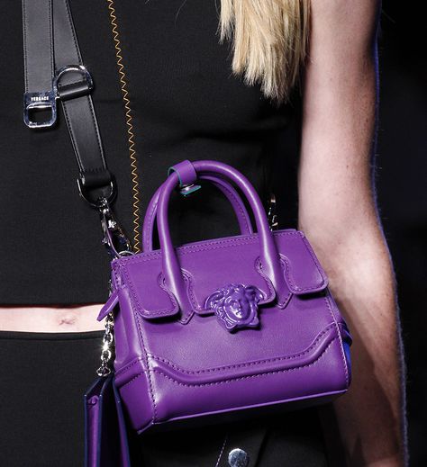 The 15 Best Bags of the Milan Fashion Week Spring 2017 Runways Versace Bag, Fashion Accessories Trends, Versace Spring, Unique Handbags, Purple Bag, Detail Photos, Womens Designer Handbags, Versace Bags, Colorful Bags