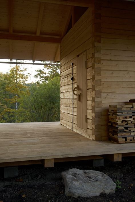 Sauna in Fiskars · Finnish Architecture Navigator Sauna Building, Wood Sauna, Sauna Benefits, 100 Acre Wood, Sauna House, Finnish Sauna, Living Etc, Sauna Design, Roof Structure