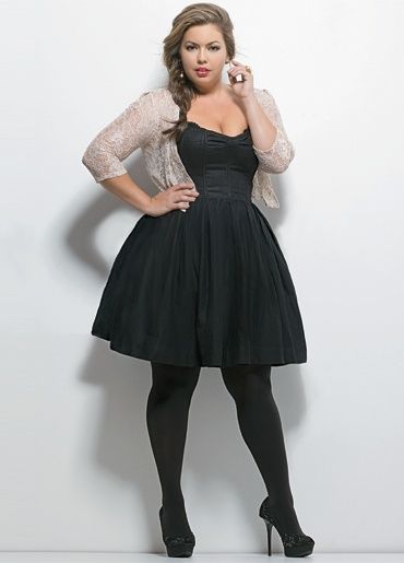 Womens Plus Size Fashion Unique Style Inspiration Urban Apparel #UNIQUE_WOMENS_FASHION Look Grunge, Plus Size Brides, Sukienki Plus Size, Plus Size Bride, Hipster Man, Eve Outfit, Vestido Plus Size, New Years Eve Outfits, Night Out Outfit