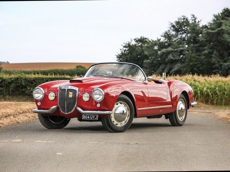 1955 Lancia Aurelia B24 Spider America by Pinin Farina Alfa Romeo Giulietta Spider, Lancia Aurelia, Spider Pictures, Alfa Romeo Spider, Alfa Romeo Giulietta, Most Expensive Car, Classic Sports Cars, Italian Cars, Classic Cars Vintage