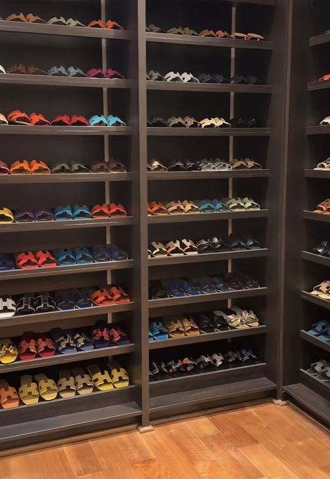 shoes, beauty, dubai, khaleeji, healthy, abaya, fashion Old Money House, Area Gourmet, Dream Closet Design, Shoe Wall, Shoe Rack Closet, Future Vision, Luxury Bags Collection, Luxury House Interior Design, San Diego Houses