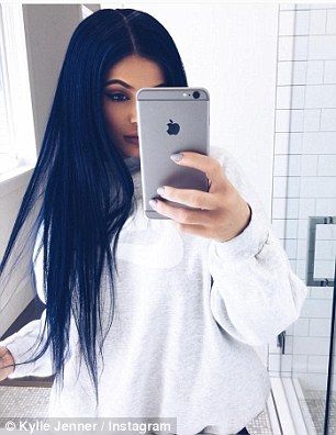 Midnight Blue Hair, Navy Blue Hair, Navy Hair, Blue Black Hair, Dark Blue Hair, Nails Blue, King Kylie, Hair Color Blue, Spring Hairstyles