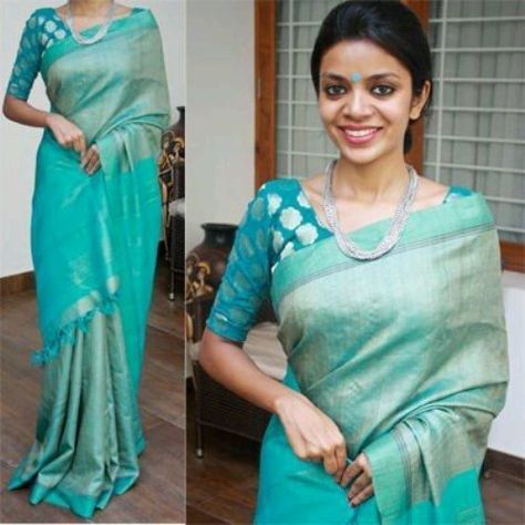 Silk Saree Blouse Designs-Sea Green Plain Blouse 11 Saree Bluse, Blue Silk Saree, Simple Sarees, Silk Saree Blouse Designs, Simple Blouse Designs, Blouse Designs Silk, Saree Design, Silk Saree Blouse, Ethnic Outfits