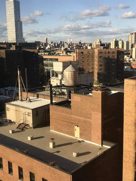 Sitting On Top Of Building, Industrial Rooftop, Top Of Building, Rooftop Scene, New York Rooftop, Background References, Cityscape Drawing, Roof Cap, Environment Reference