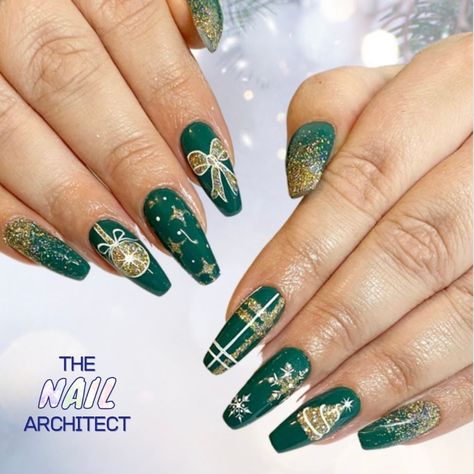 Never mind about the white Christmas, it’s all about the green Christmas for this client. If your green with envy why not start 2023 the right way and book in now :) Emerald Green Holiday Nails, Green And Gold Christmas Nails, Green Christmas Nail Ideas, Gold Christmas Nails, Green Christmas Nail, Gold Holiday Nails, Green Christmas Nails, Green And Gold Christmas, Christmas Nail Ideas