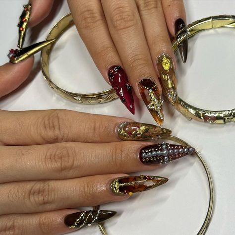 chelle da nail artist | gold coachella nailss for @damiedinh ⚜️ | Instagram Festival Gel Nails, Nail Pics Instagram, Nails September, Bday Nails, Nail Pics, Long Nail Designs, Gem Nails, Festival Nails, Dream Nails