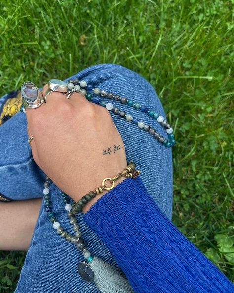 Aham prema अहं प्रेम a sanskrit mantra, translating to “I am divine love.” Chanting aham prema is believed to create pure love which brings you back to your true nature…which is divine love. Thank you @madelinemiller.tattoo Aham Prema Tattoo, Aham Prema, I Am Divine, Love Chants, Sanskrit Mantra, Divine Love, Pure Love, True Nature, Sanskrit