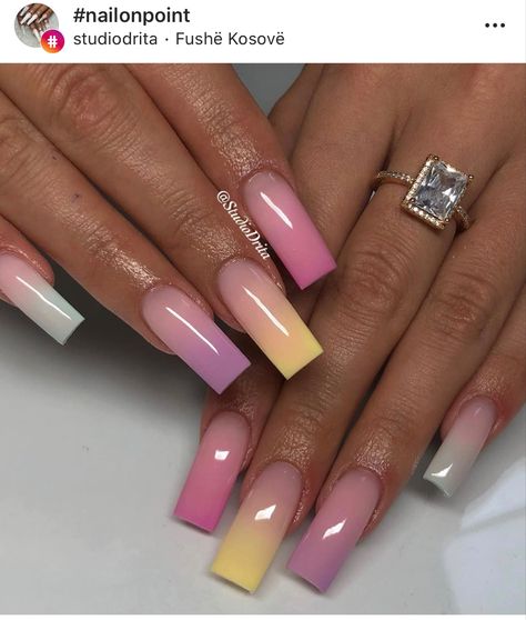 Ombré Nails Ombre Acrilyc Nails, Ombre Nails Spring Color Combos, Ombre Nail Designs For Black Women, Ombre Different Color Nails, Three Color Ombre Nails, Ombré Nails Color, Colorful Ombré Nails, Ombré Spring Nails, Ombre Nails Colors Combinations