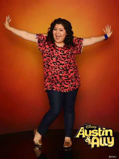 Raini Rodriguz Trish Austin And Ally, Austin Y Ally, Austin E Ally, Raini Rodriguez, Iron Man Tony Stark, Laura Marano, Disney Channel Stars, Austin And Ally, Good Girls