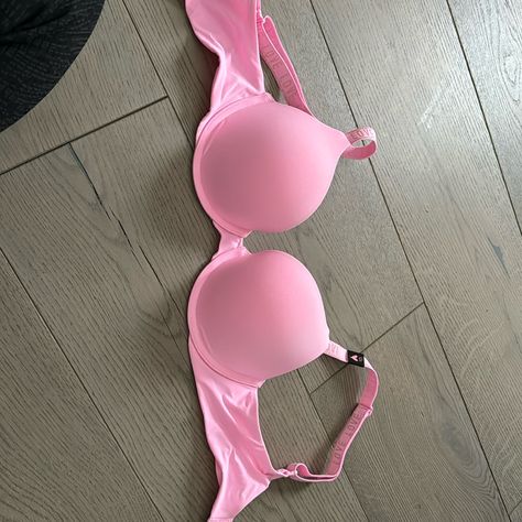 Brand New Pink Bras, Vs Pink Bras, Bra Image, Victoria Secret Pink Bras, Womens Lingerie, Teen Actresses, Vs Bras, Driving Photography, Sleep Wear