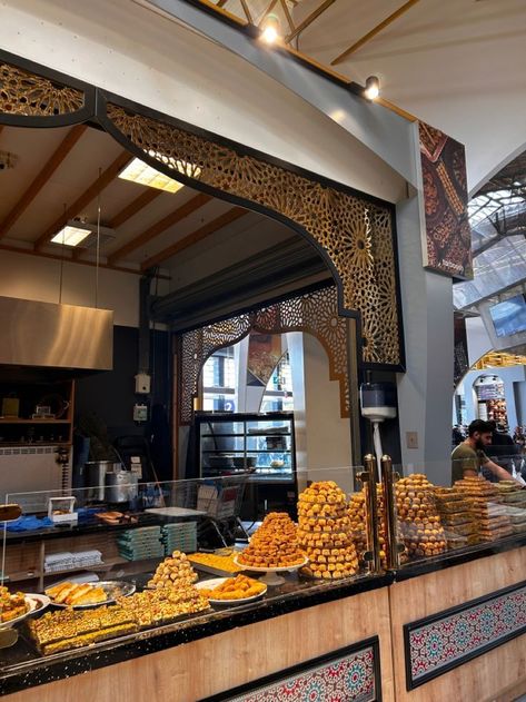 Arabic Bakery Design, Middle Eastern Cafe Interior, Arab Cafe Design, Middle Eastern Coffee Shop, Arab Cookies, Arabic Cafe, Moroccan Cafe, Bread Station, Turkish Bakery