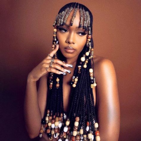 Beaded Cornrows, Unique Hairstyles For Black Women, Siren Oc, Drawing Dreams, Cornrows With Beads, Braids And Beads, Bday Outfits, Unique Braids, Braided Bangs